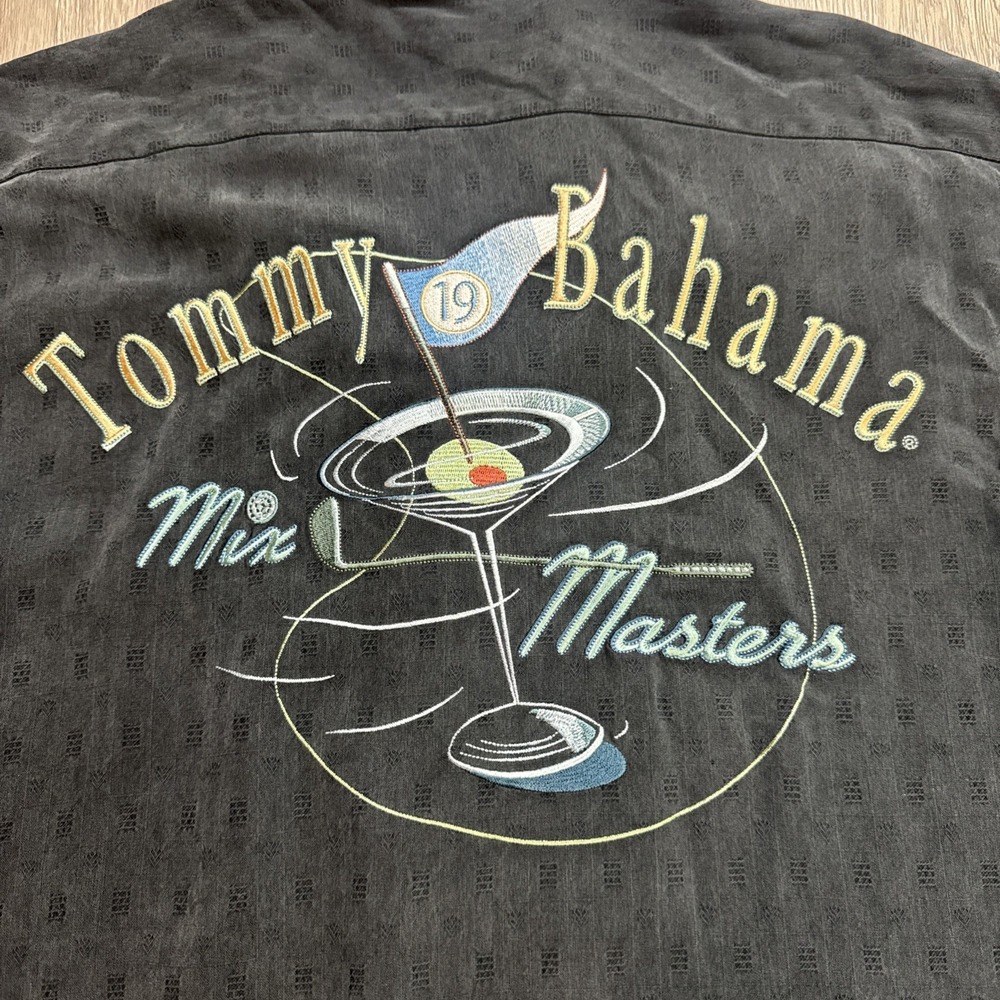 TOMMY BAHAMA Men's Vintage Shirt Silk Embroidered 19th Hole Drink Mix Masters L